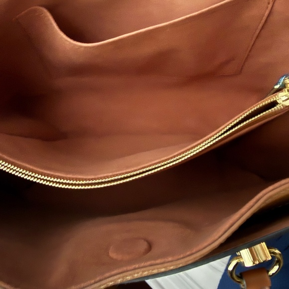 Faux LV Riverside - Picture 4 of 5